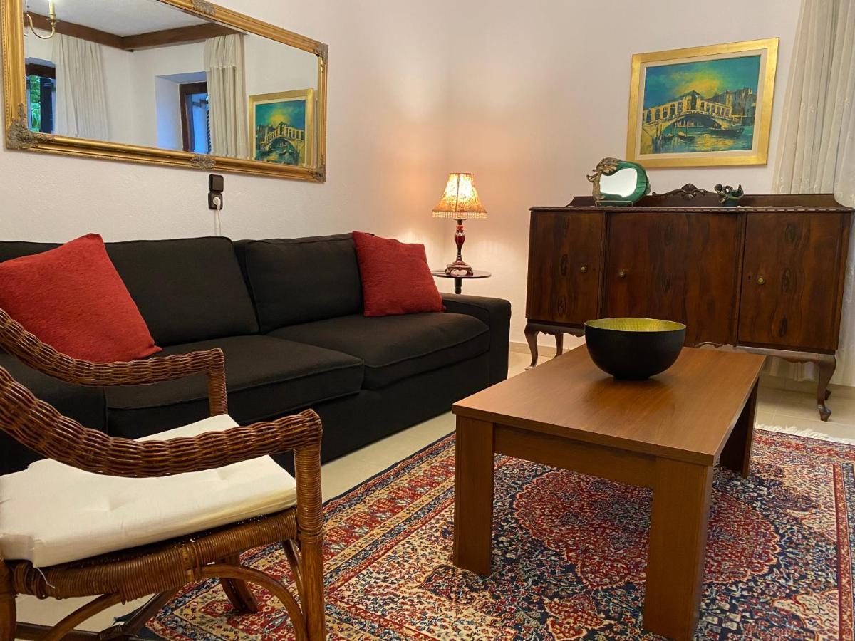 Sarakinas Farm House กาลัมปากา ภายนอก รูปภาพ